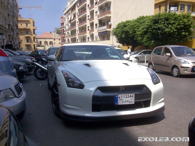 This nissan GTR was spotted by Johnny hamamji Read the rest of this entry 