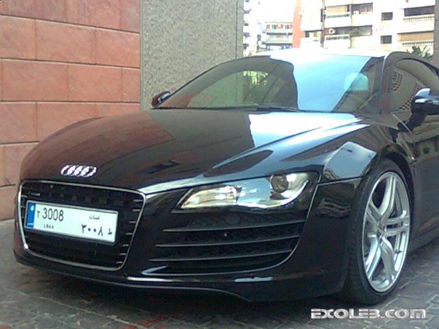 audi-r8-black-95173-gk4