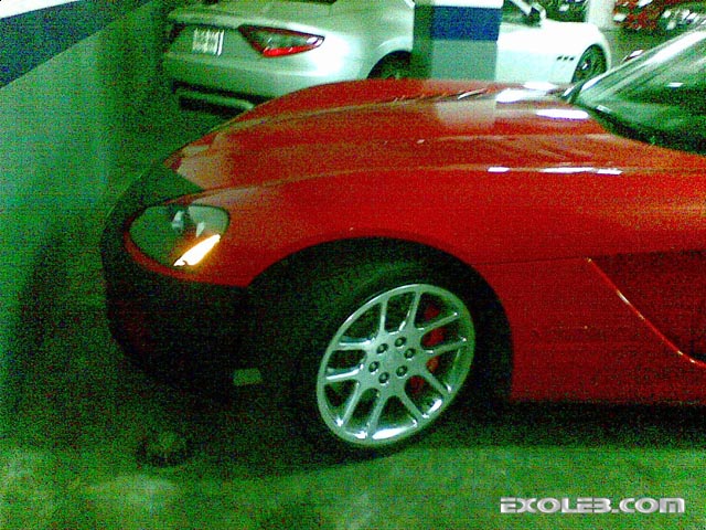 dodge-viper-parking34869-gk1